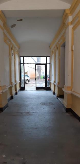 Szell 3 Apartman Apartment Сомбатели Екстериор снимка